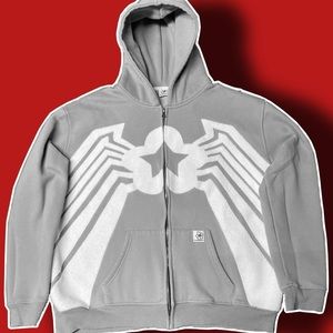 Y2k Vintage HeavyWeight Gray Vintage Spider-Man Venom type 🕷️ Sweater